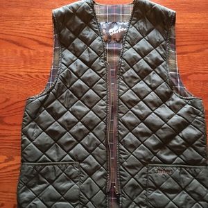 A855 BARBOUR CLASSIC ZIP-IN LINER. Large/C44